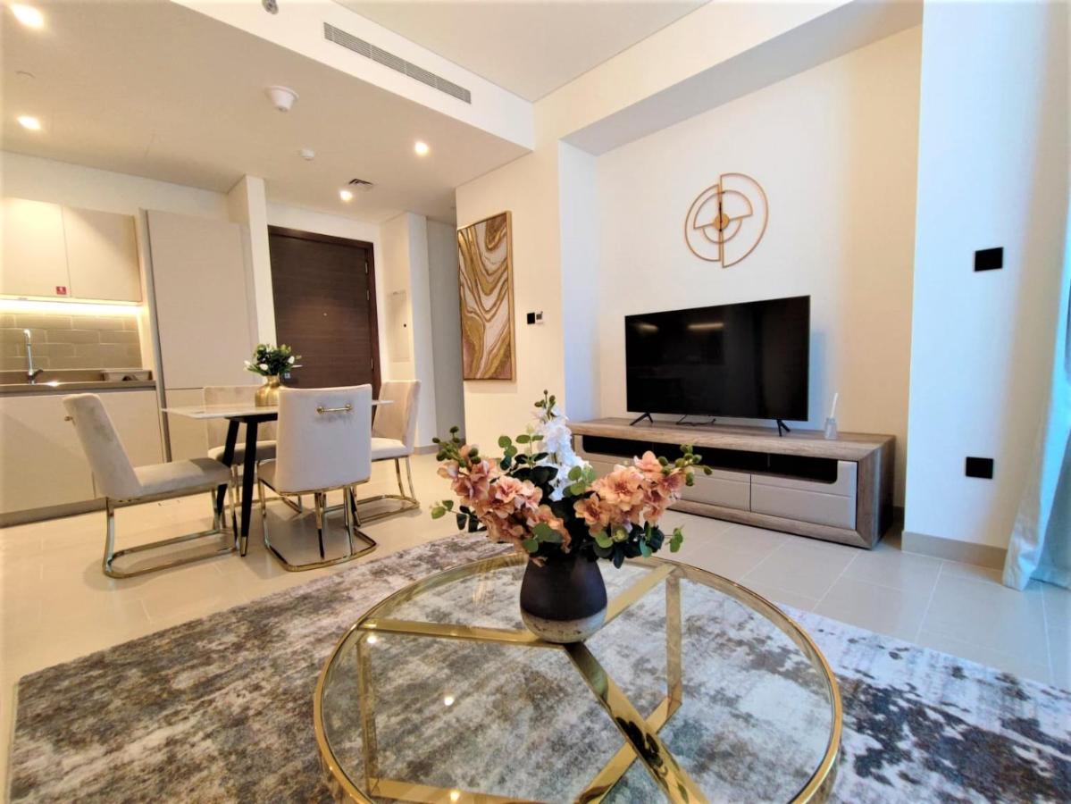 Beautiful 2 Bedroom Next To Business Bay - Sobha Creek Vista Dubai Bagian luar foto