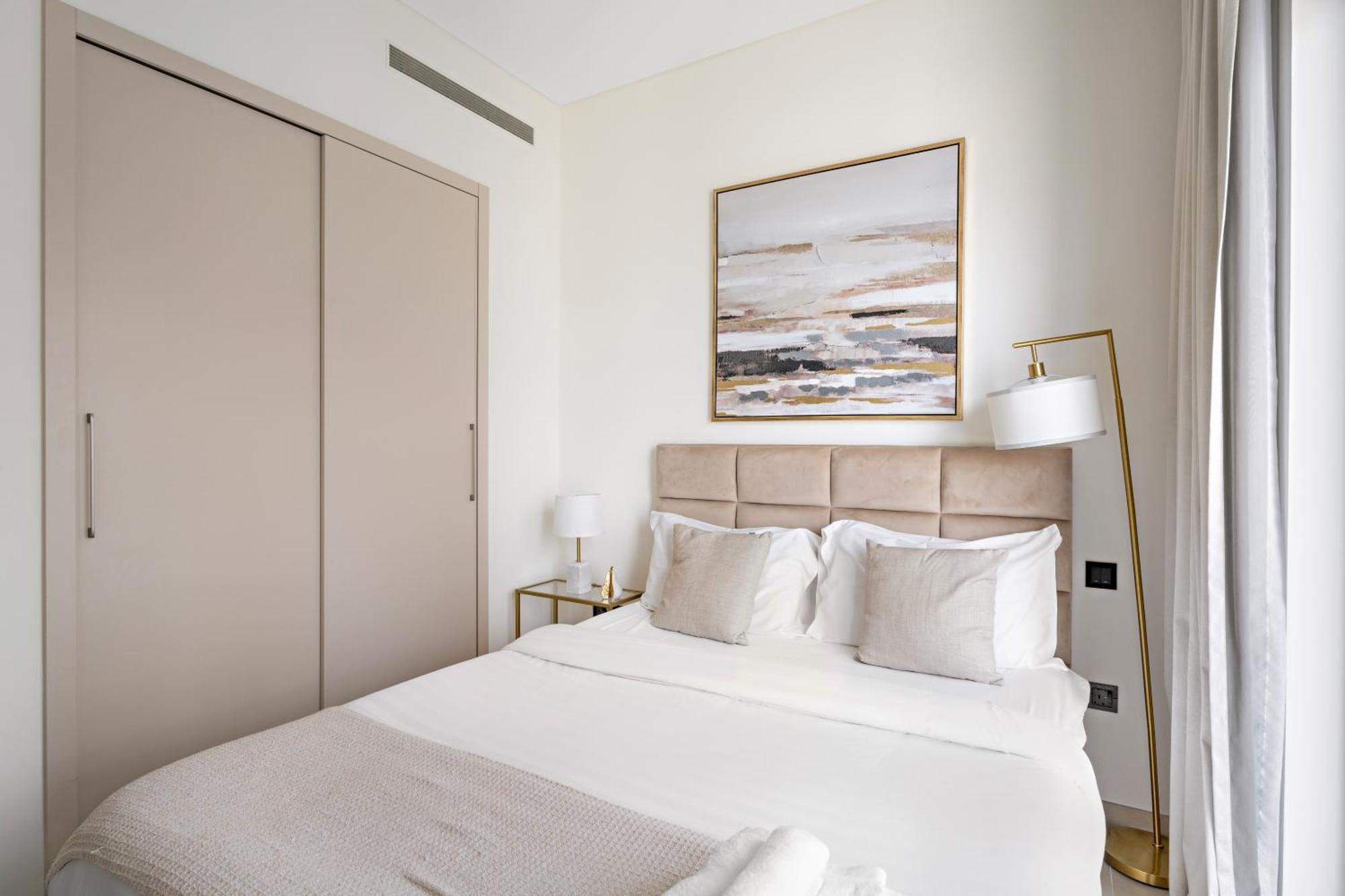 Beautiful 2 Bedroom Next To Business Bay - Sobha Creek Vista Dubai Bagian luar foto